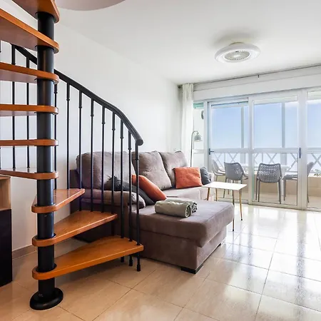 Casa Doble - Penthouse, Pool, Priv Parking, Fibre Net, Spacious Terrace Apartment *