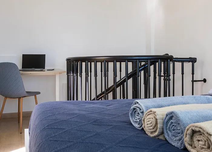 Casa Doble - Penthouse, Pool, Priv Parking, Fibre Net, Spacious Terrace *