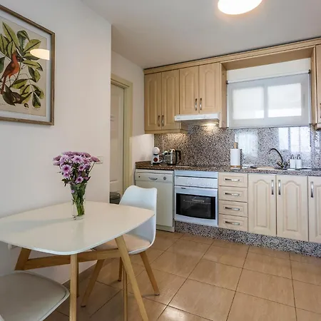 Casa Doble - Penthouse, Pool, Priv Parking, Fibre Net, Spacious Terrace *